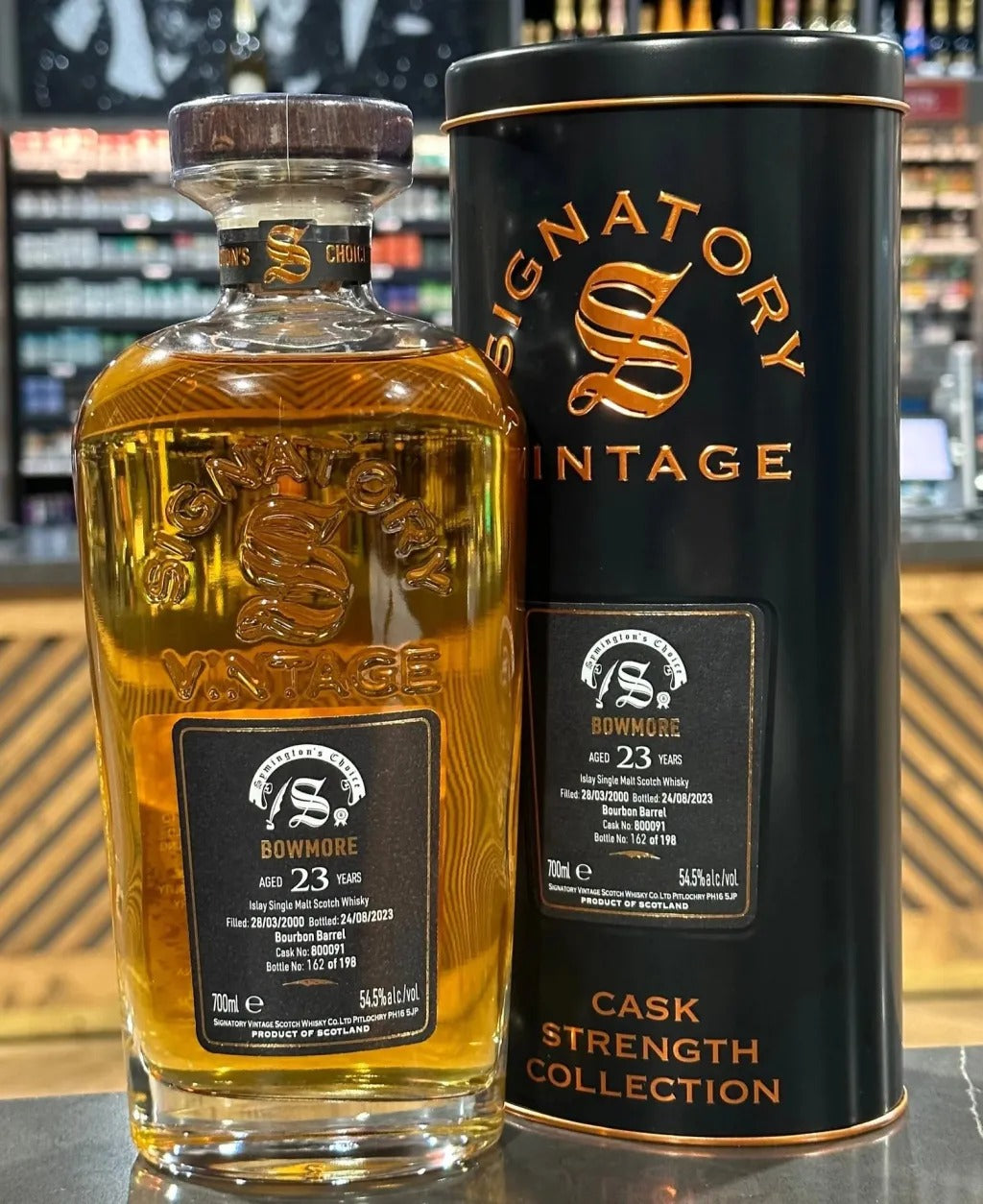 2000 Signatory Vintage Cask Strength Collection Symington's Choice Bowmore 23 Year Old Single Malt Scotch Whisky (700ml) - PRESALE